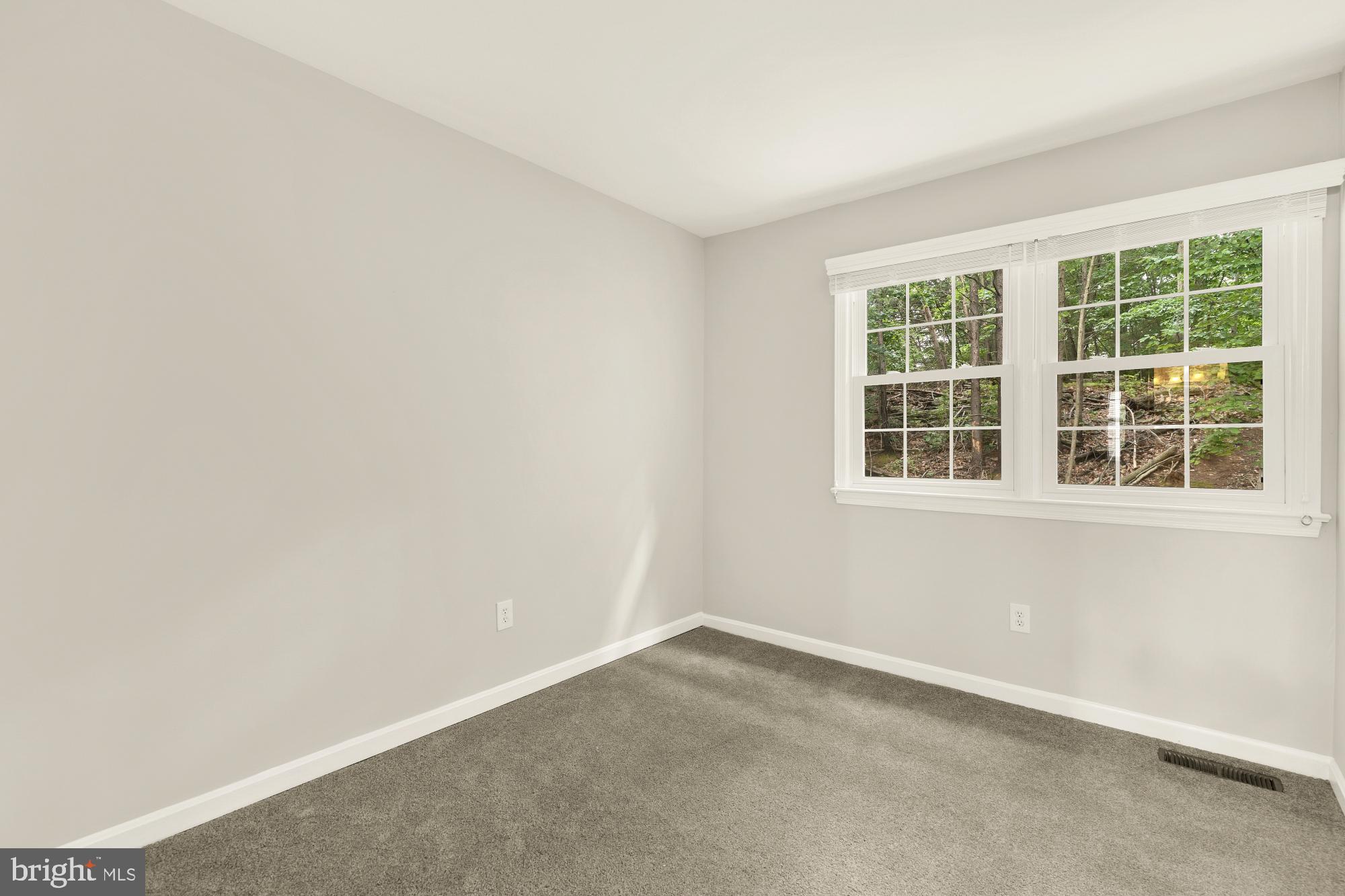 5039 HEAD COURT