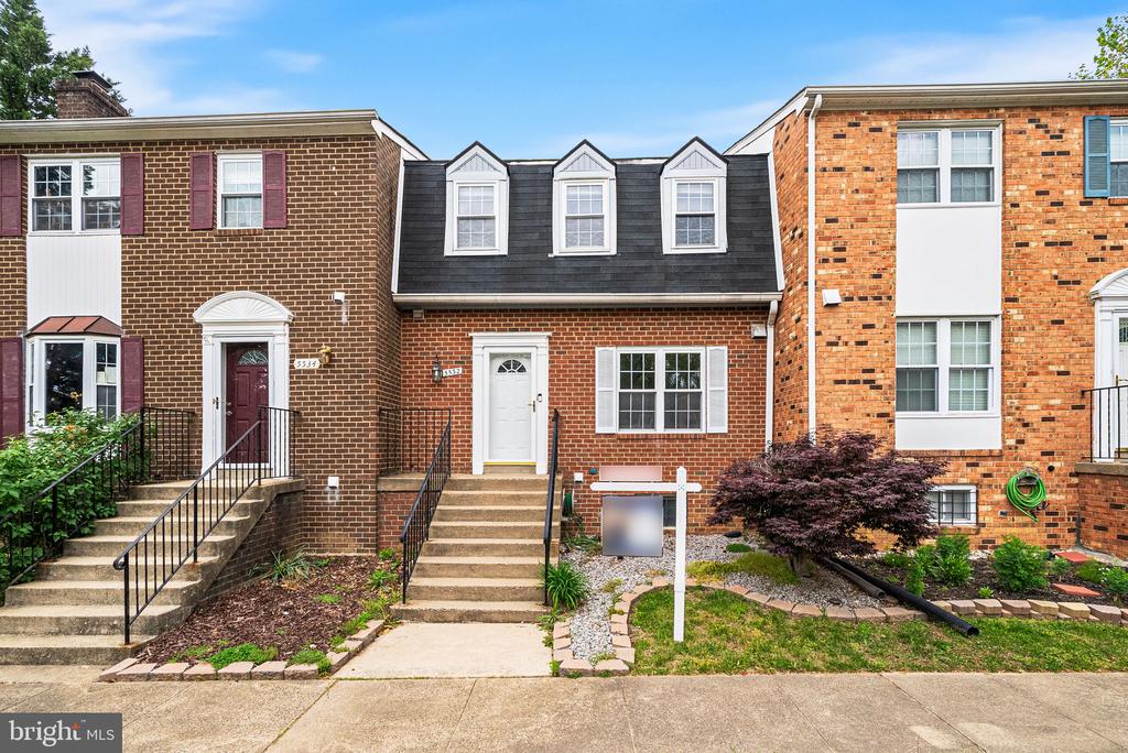 5532 MAPLEFIELD PLACE