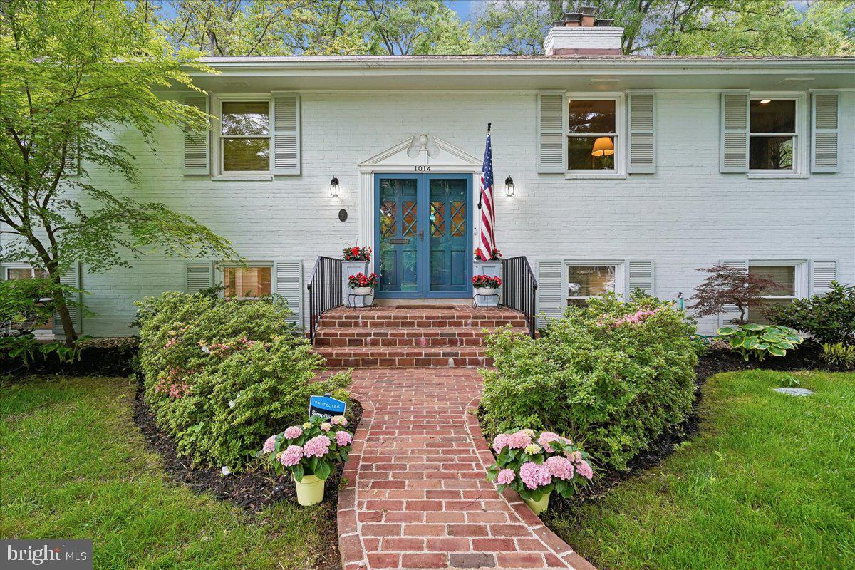 1014 POTOMAC LANE