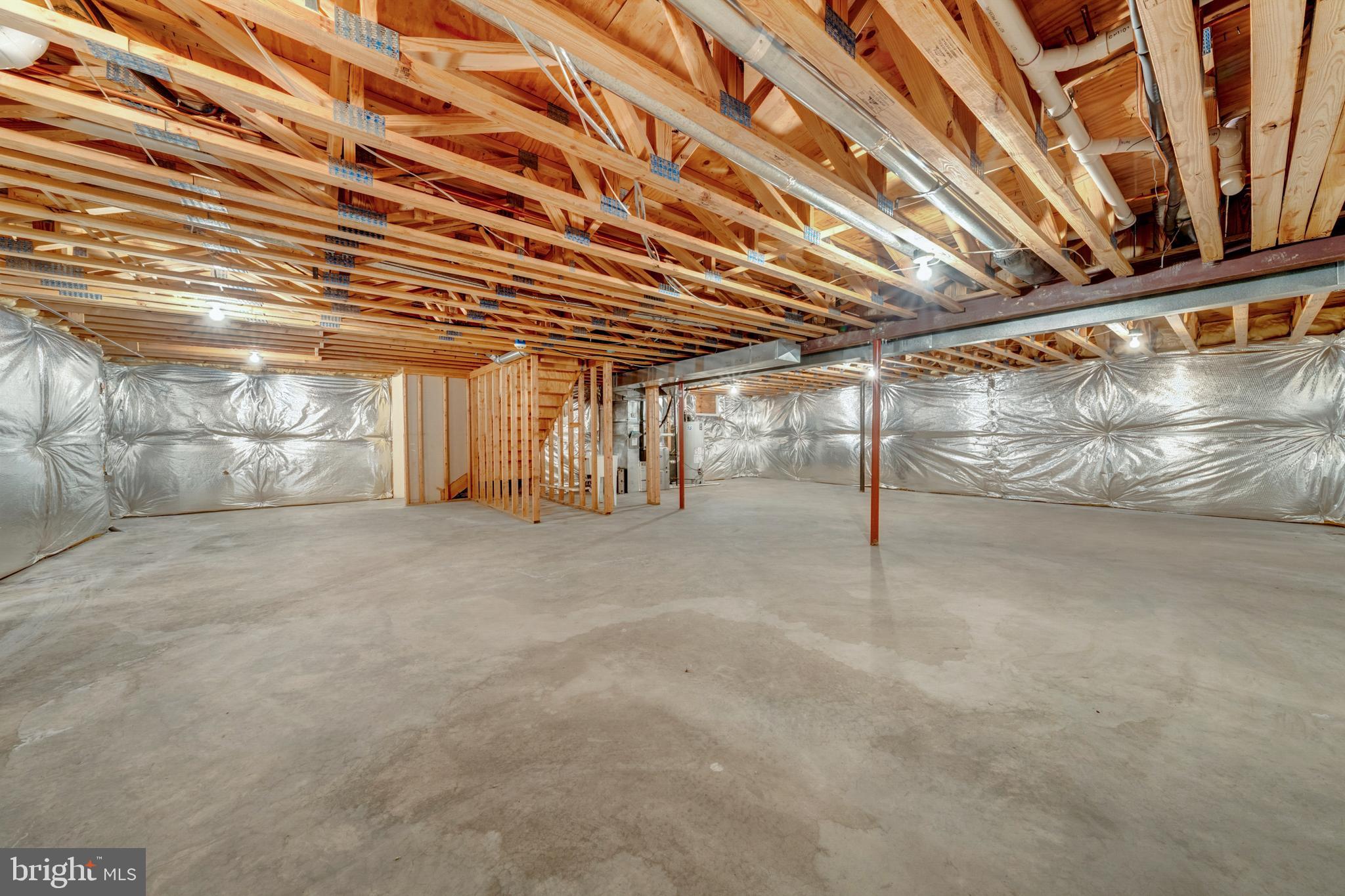 5933 WOODLEY ROAD