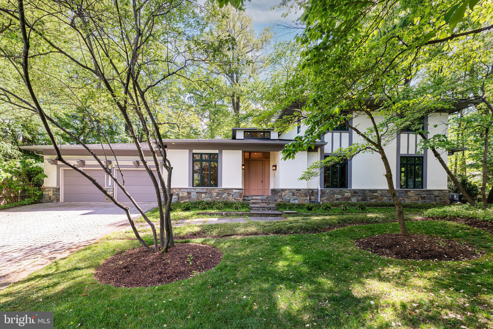 5933 WOODLEY ROAD