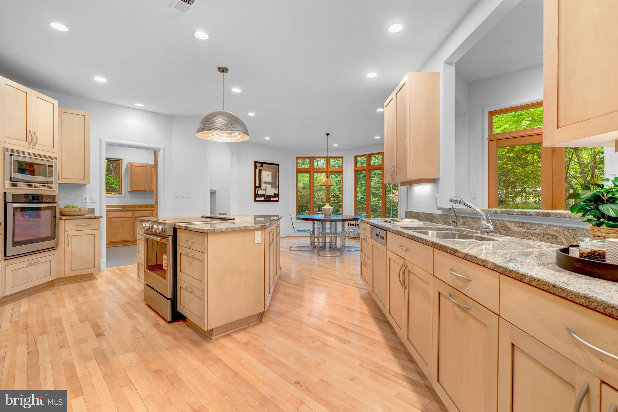 5933 WOODLEY ROAD