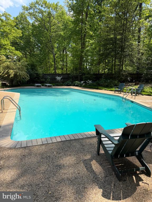 9203 SAINT MARKS PLACE