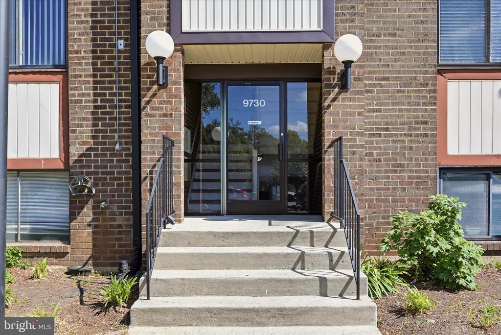 9730 KINGSBRIDGE DRIVE Unit: 303