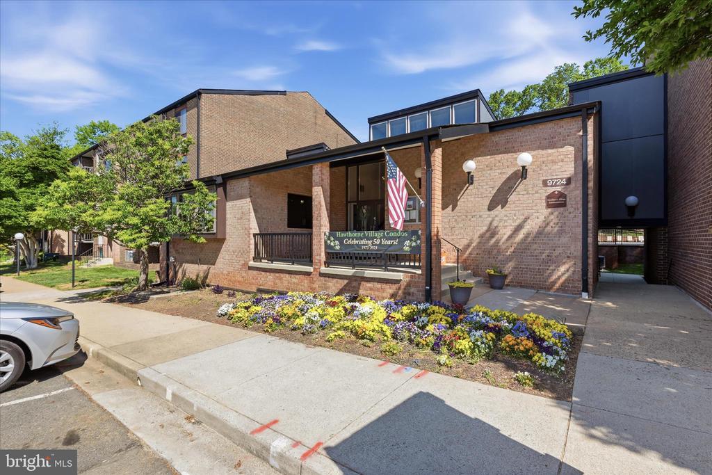 9730 KINGSBRIDGE DRIVE Unit: 303