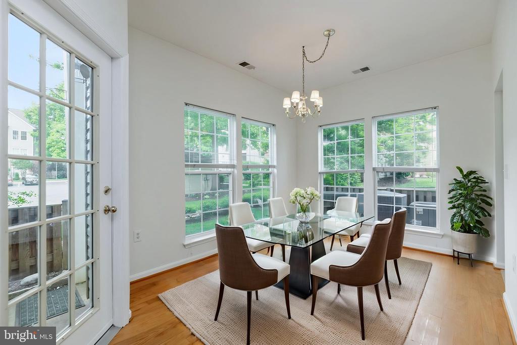 4129 FOUNTAINSIDE LANE 104