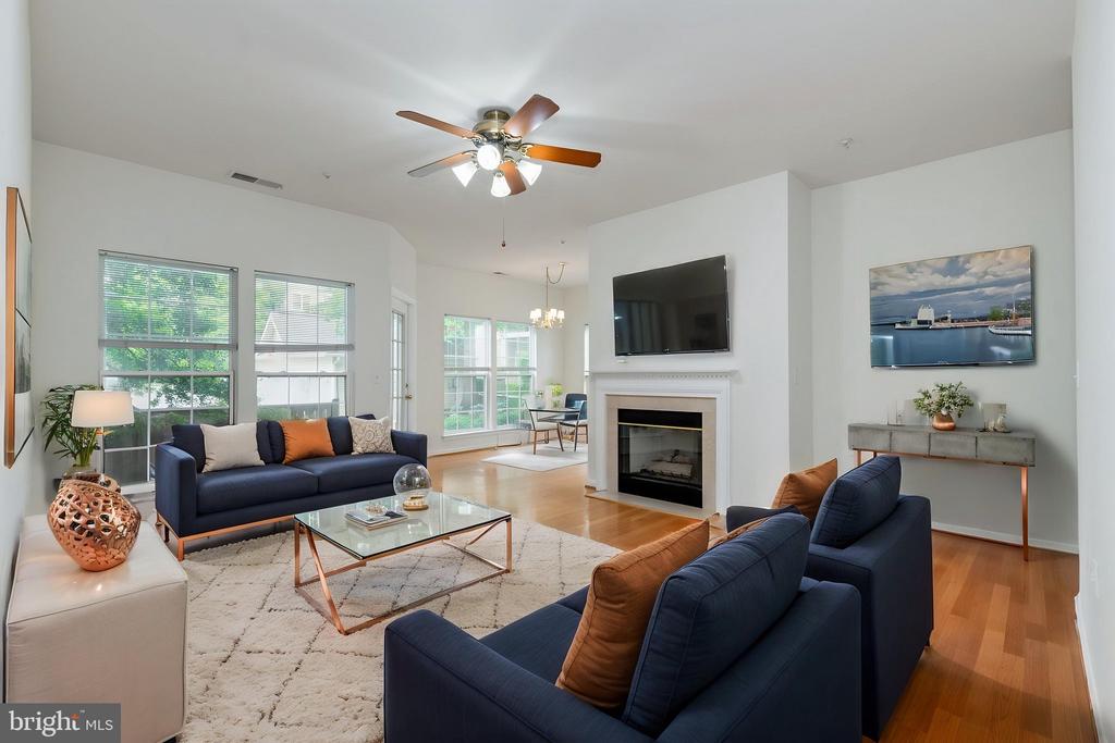 4129 FOUNTAINSIDE LANE 104