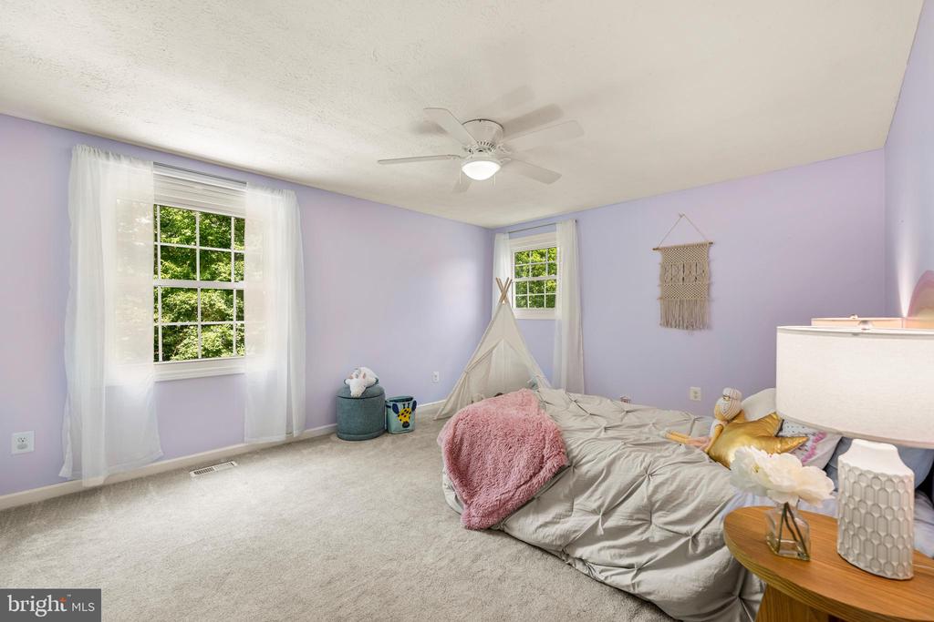 8044 WINDING WAY COURT