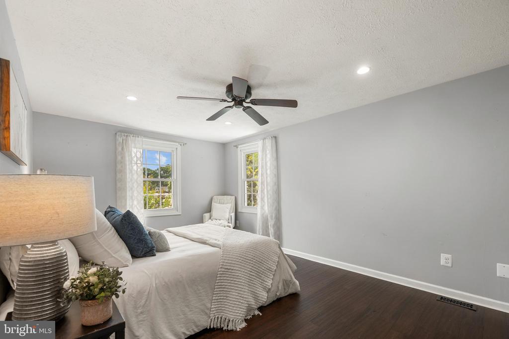 8044 WINDING WAY COURT