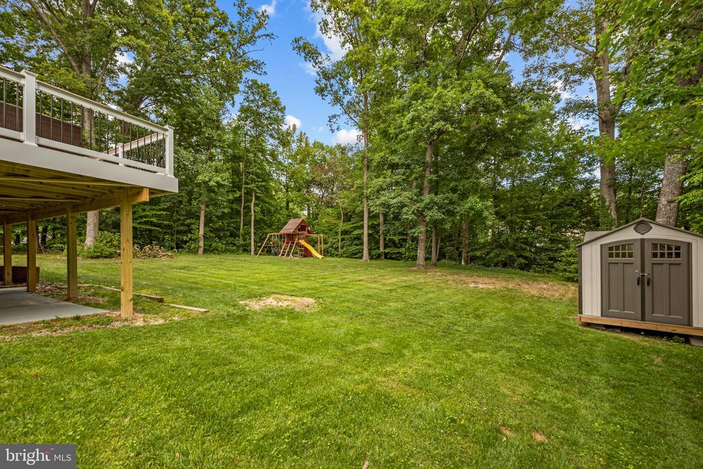 8044 WINDING WAY COURT
