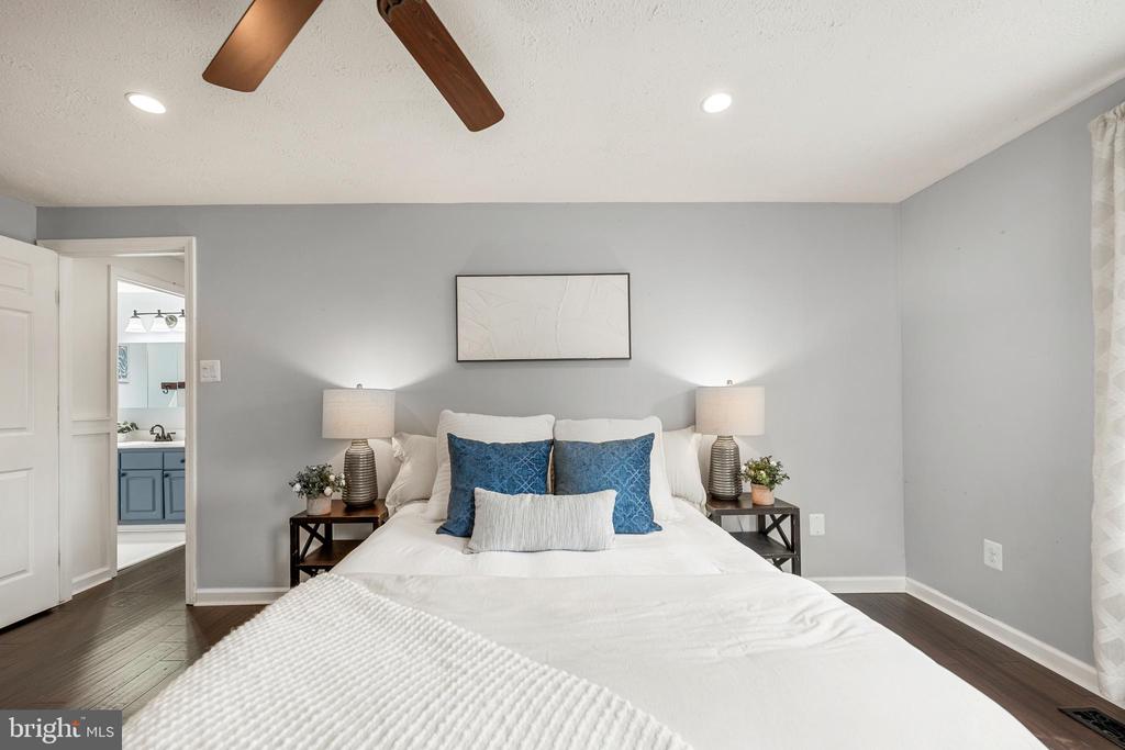 8044 WINDING WAY COURT