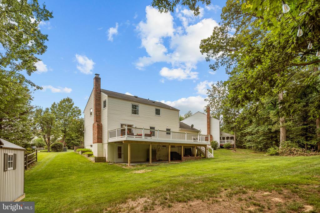 8044 WINDING WAY COURT