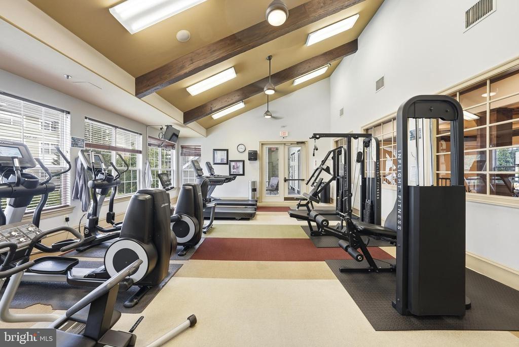 12929 CENTRE PARK CIRCLE Unit: 215