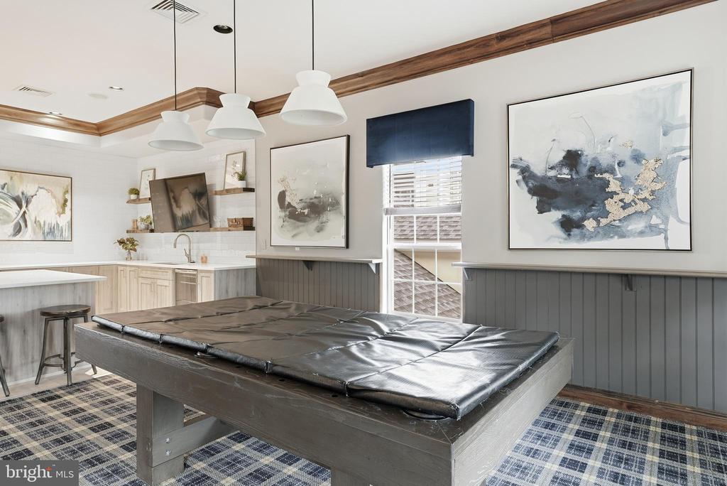 12929 CENTRE PARK CIRCLE Unit: 215