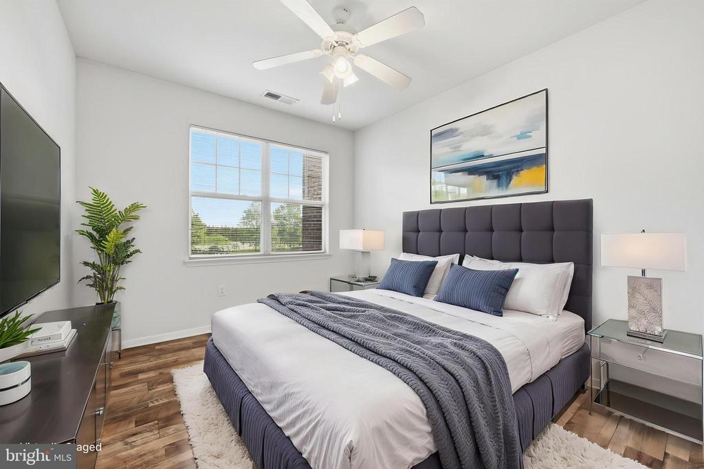 12929 CENTRE PARK CIRCLE Unit: 215