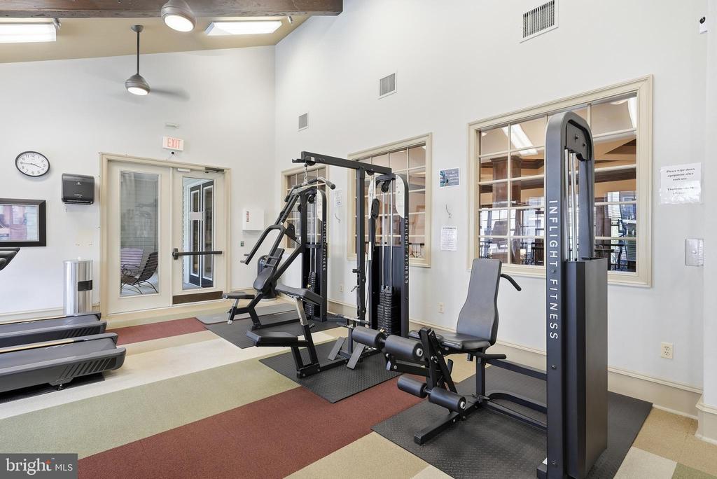 12929 CENTRE PARK CIRCLE Unit: 215
