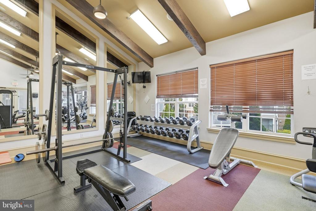 12929 CENTRE PARK CIRCLE Unit: 215