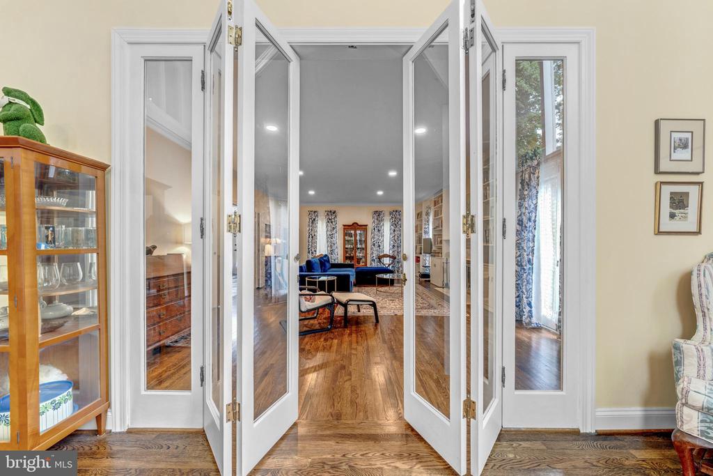 1502 HIGHWOOD DRIVE