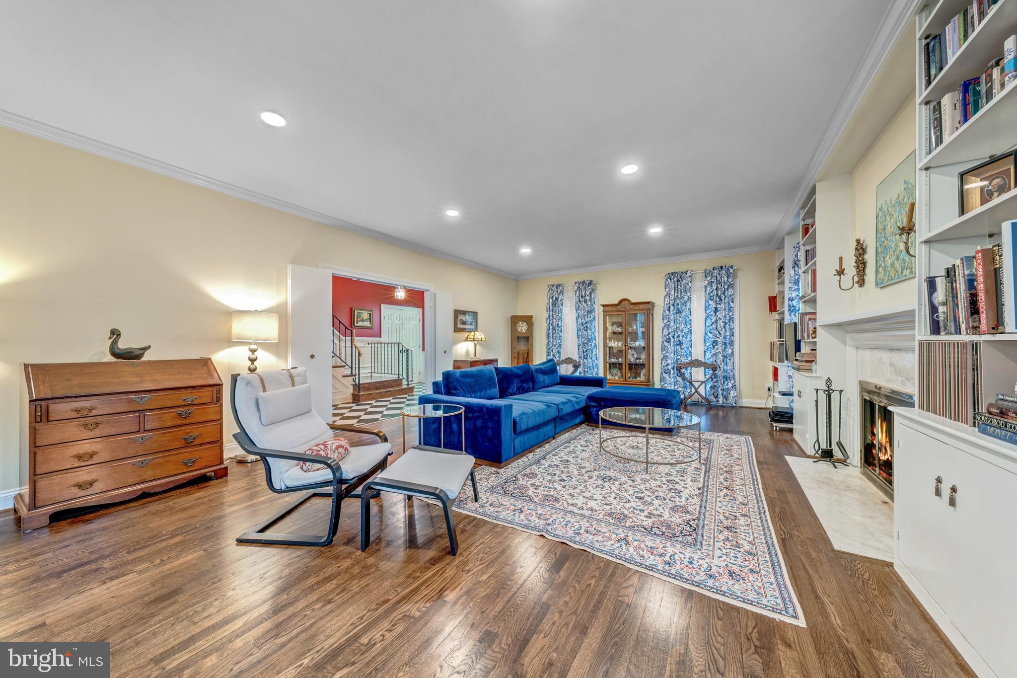 1502 HIGHWOOD DRIVE
