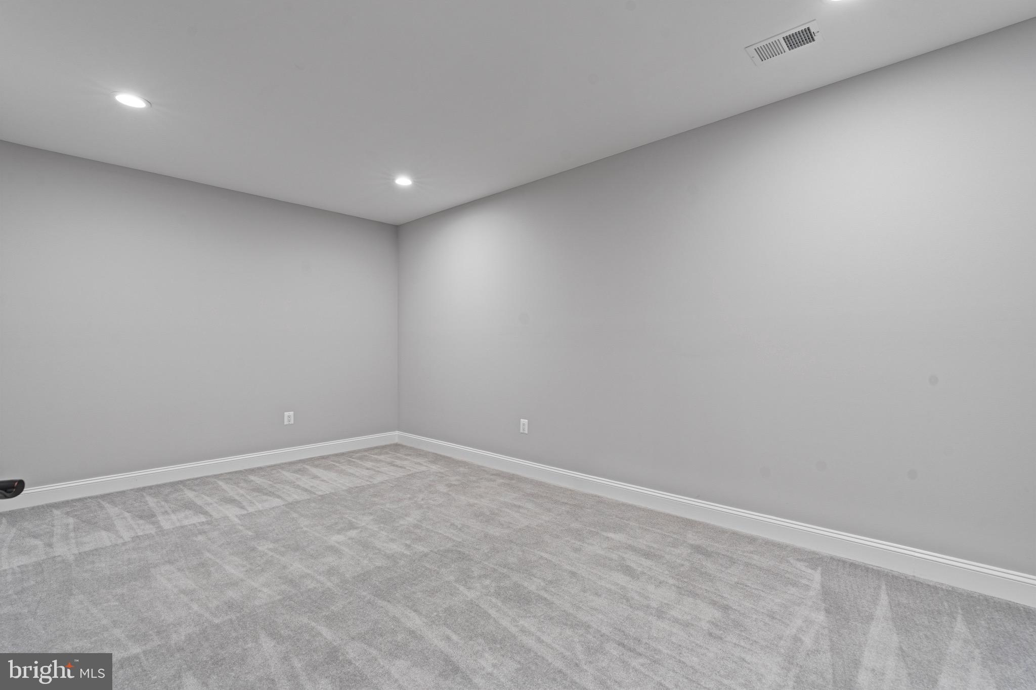 7606 LEONARD DRIVE