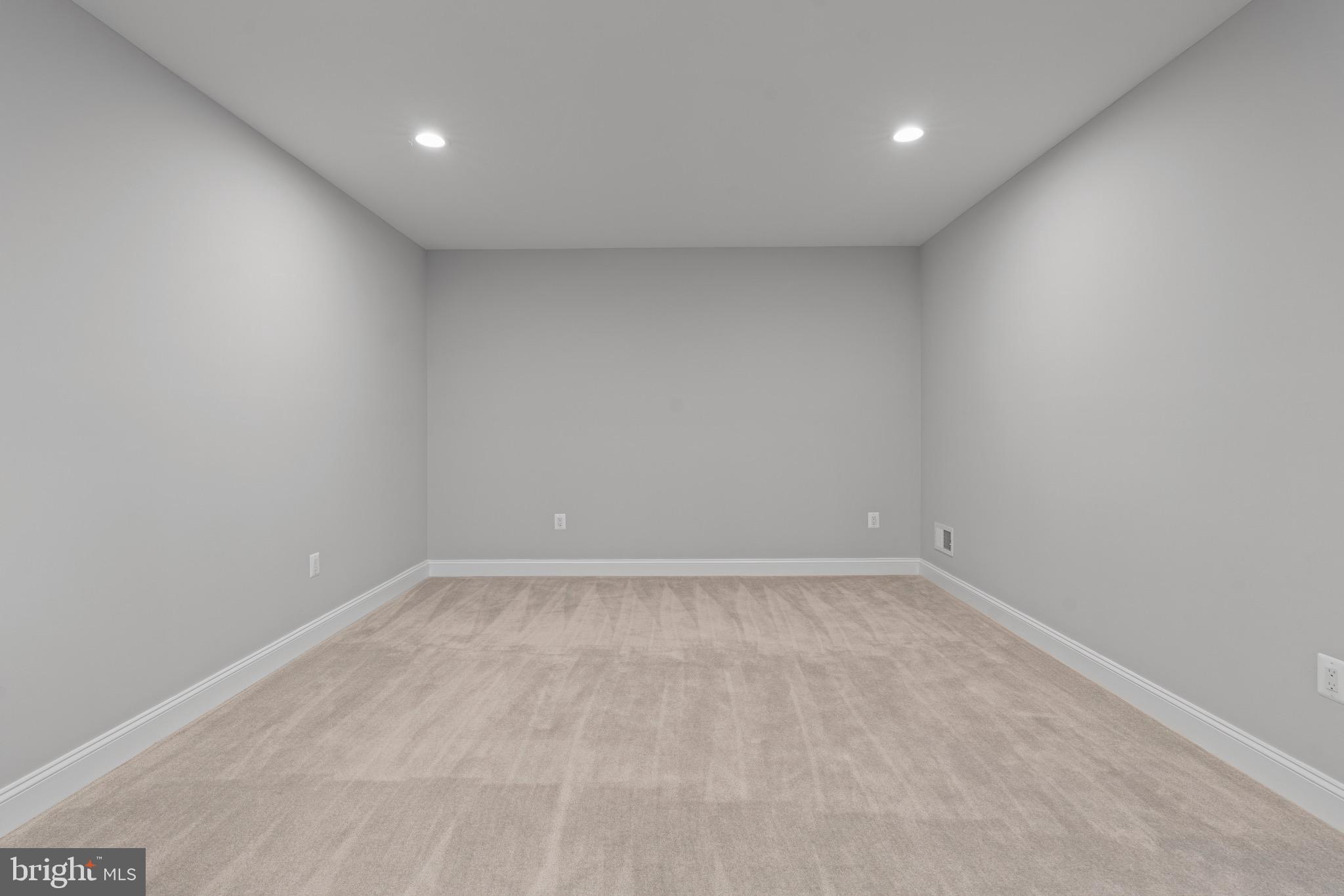 7606 LEONARD DRIVE