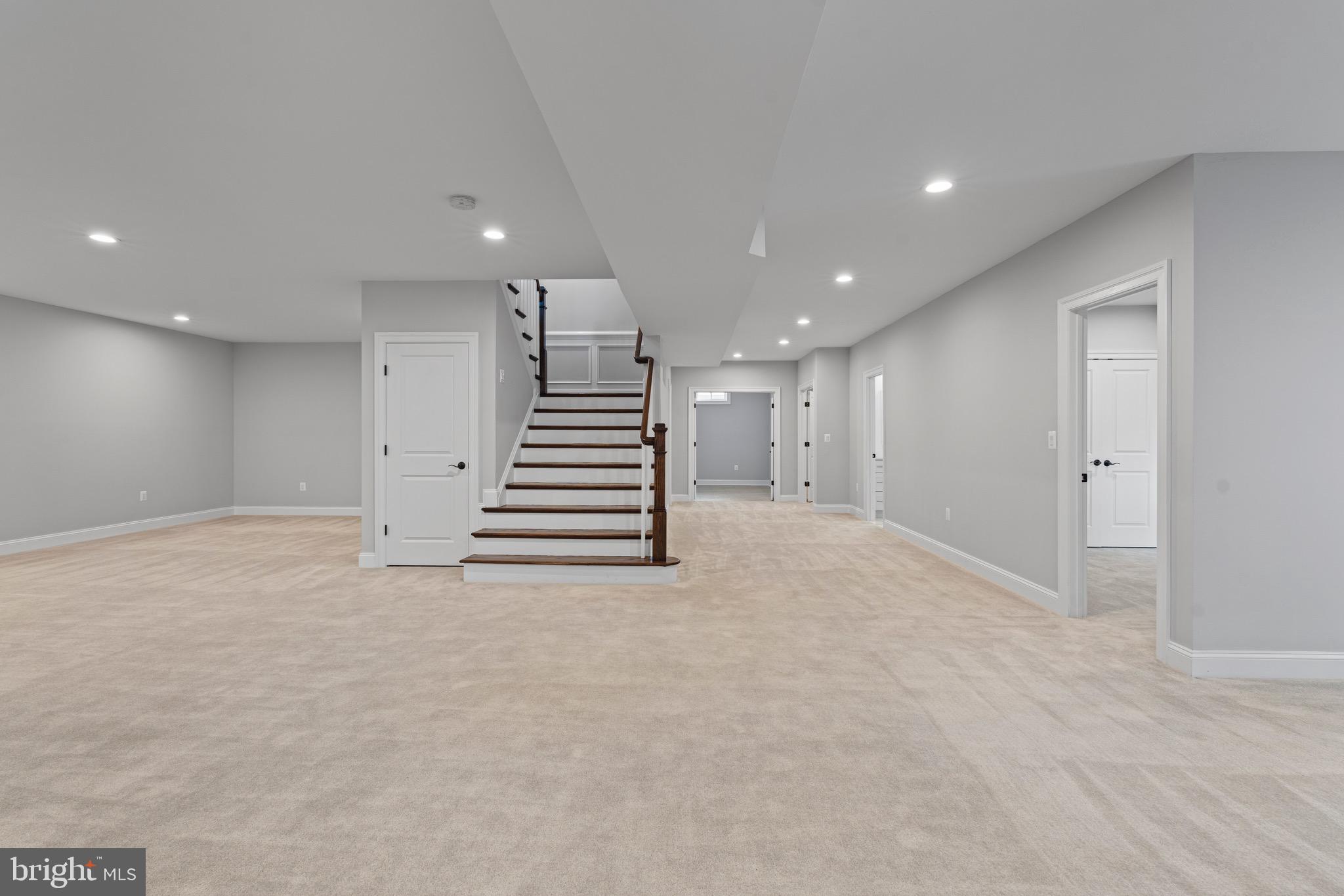 7606 LEONARD DRIVE
