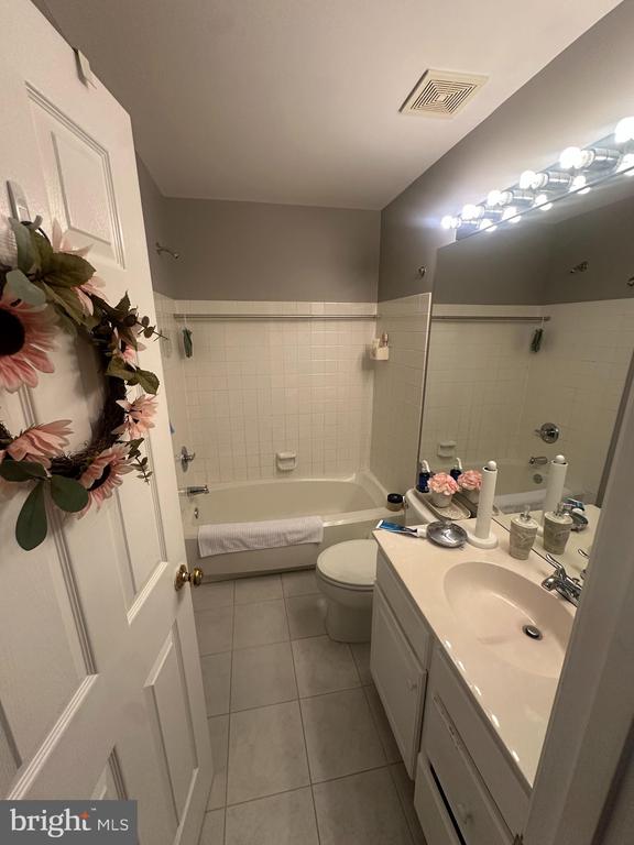 1163 CYPRESS TREE PLACE