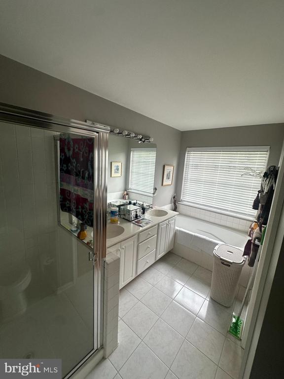 1163 CYPRESS TREE PLACE
