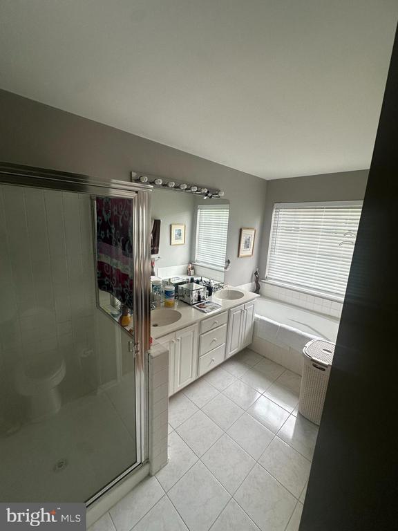 1163 CYPRESS TREE PLACE