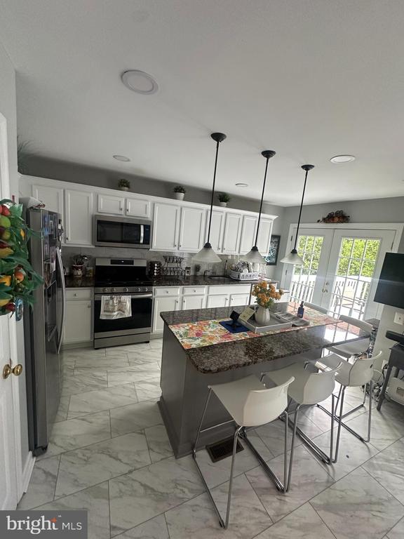 1163 CYPRESS TREE PLACE