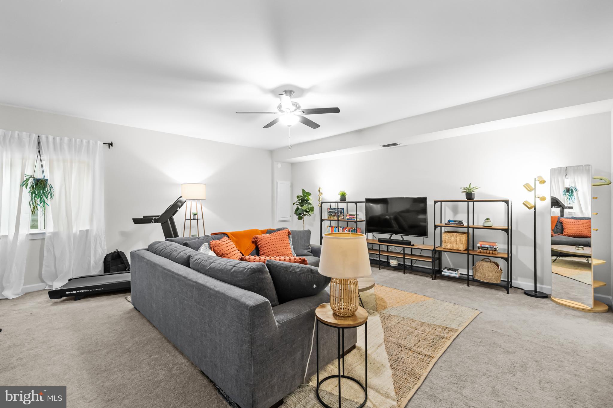 9253 WOOD VIOLET COURT