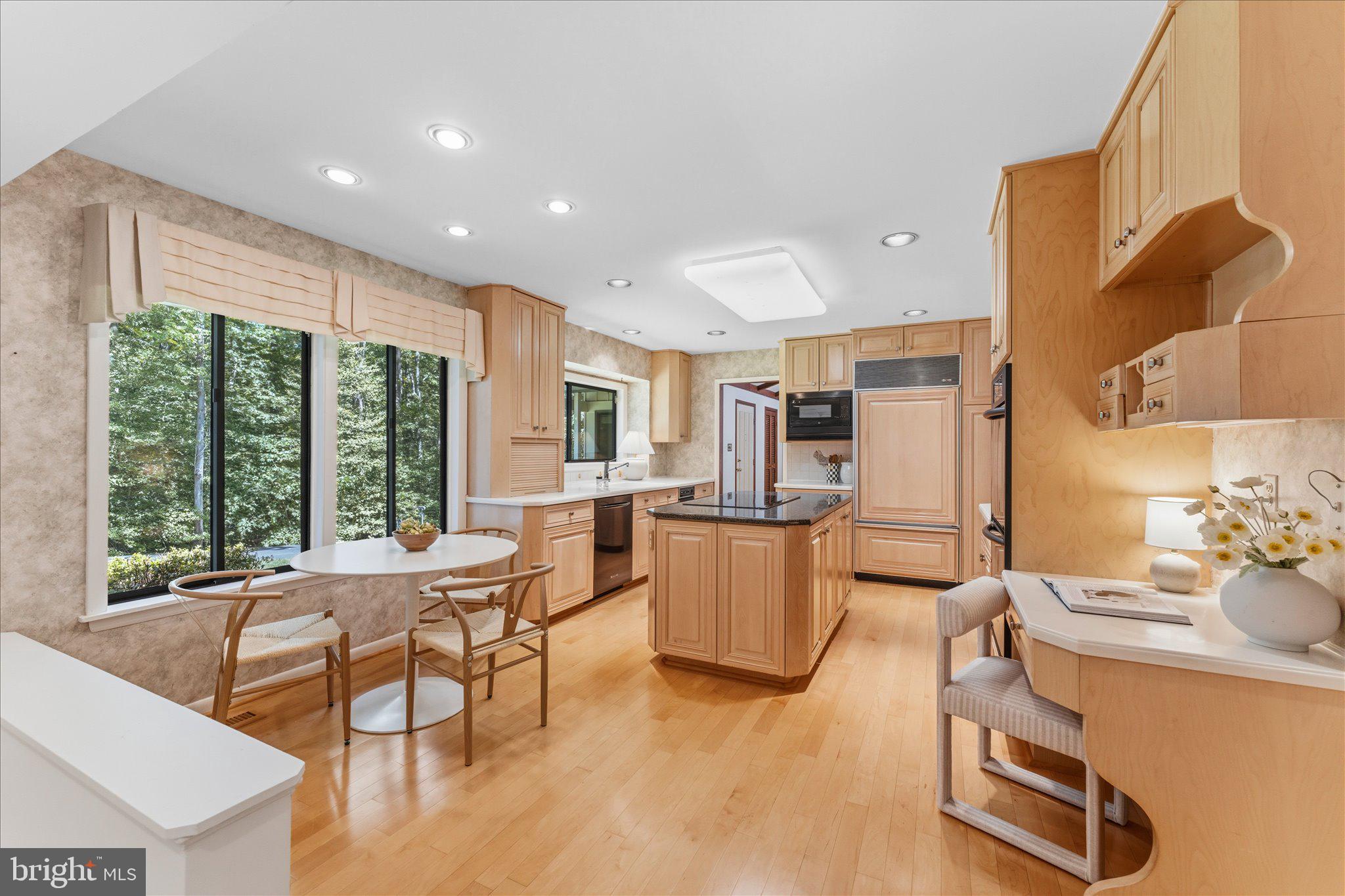 8000 SEVEN HILLS COURT