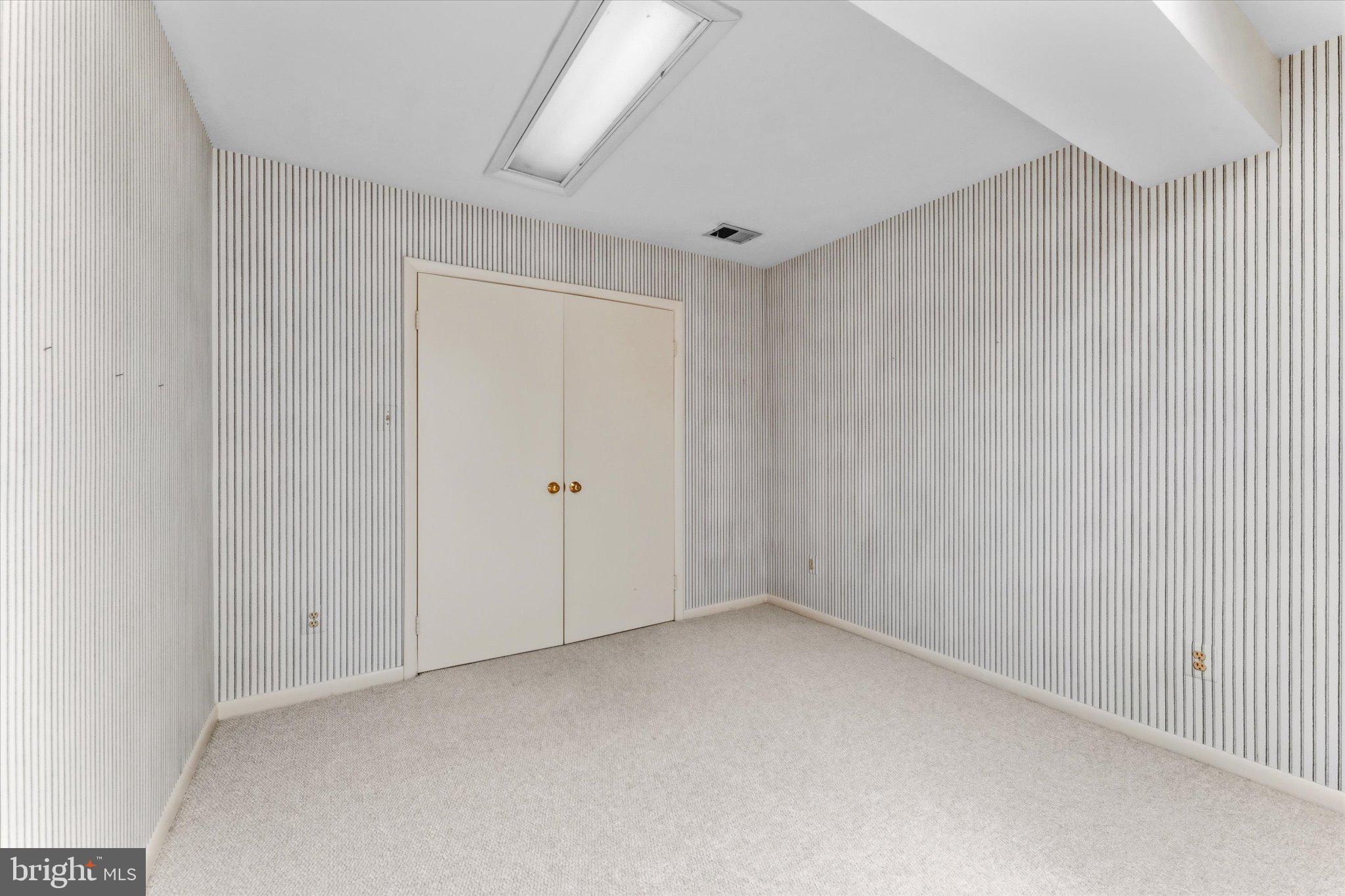 8000 SEVEN HILLS COURT