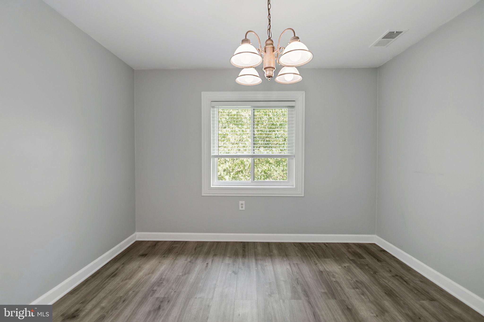 1443 NORTHGATE 22B