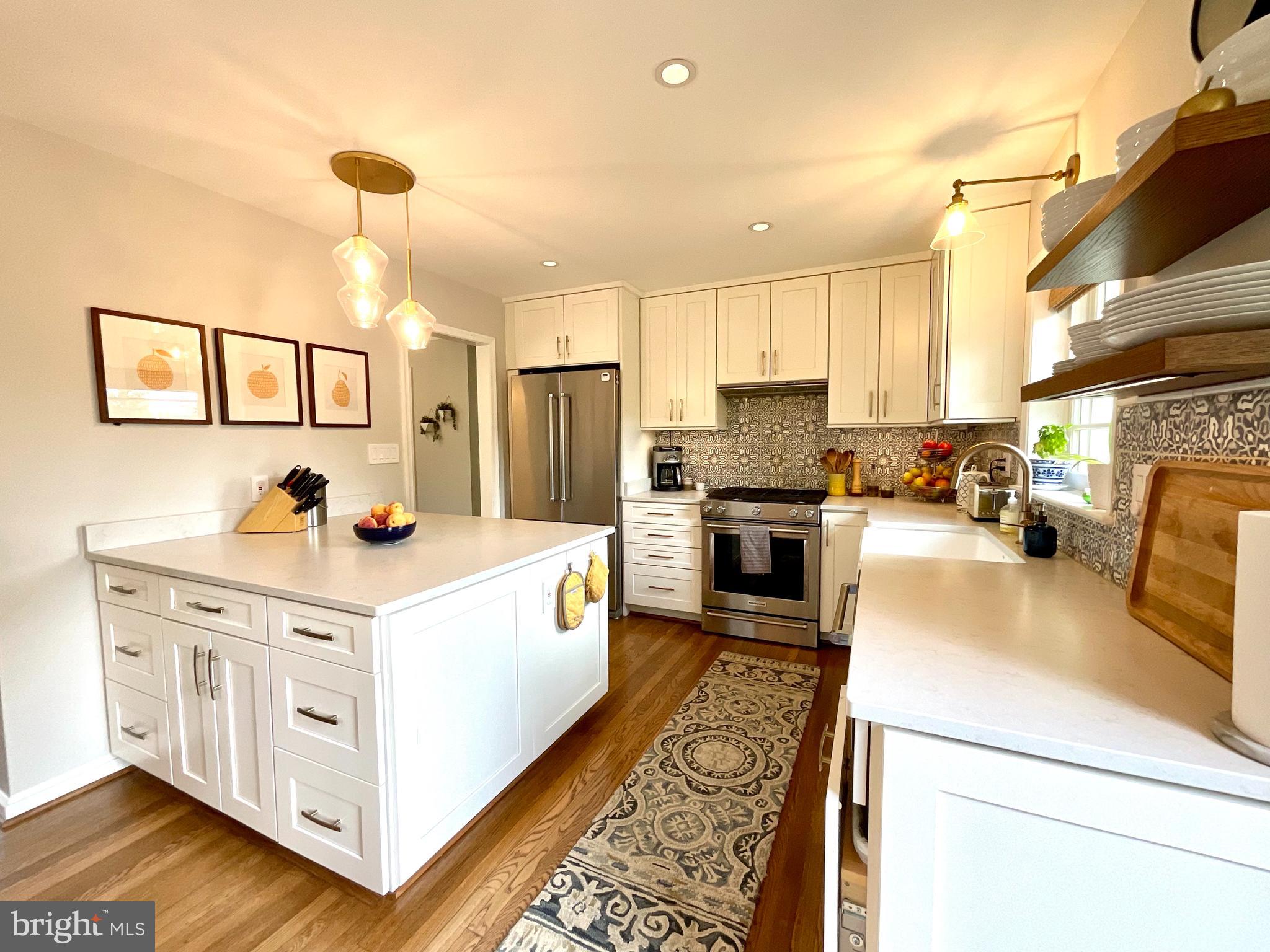 6801 VAN FLEET DRIVE