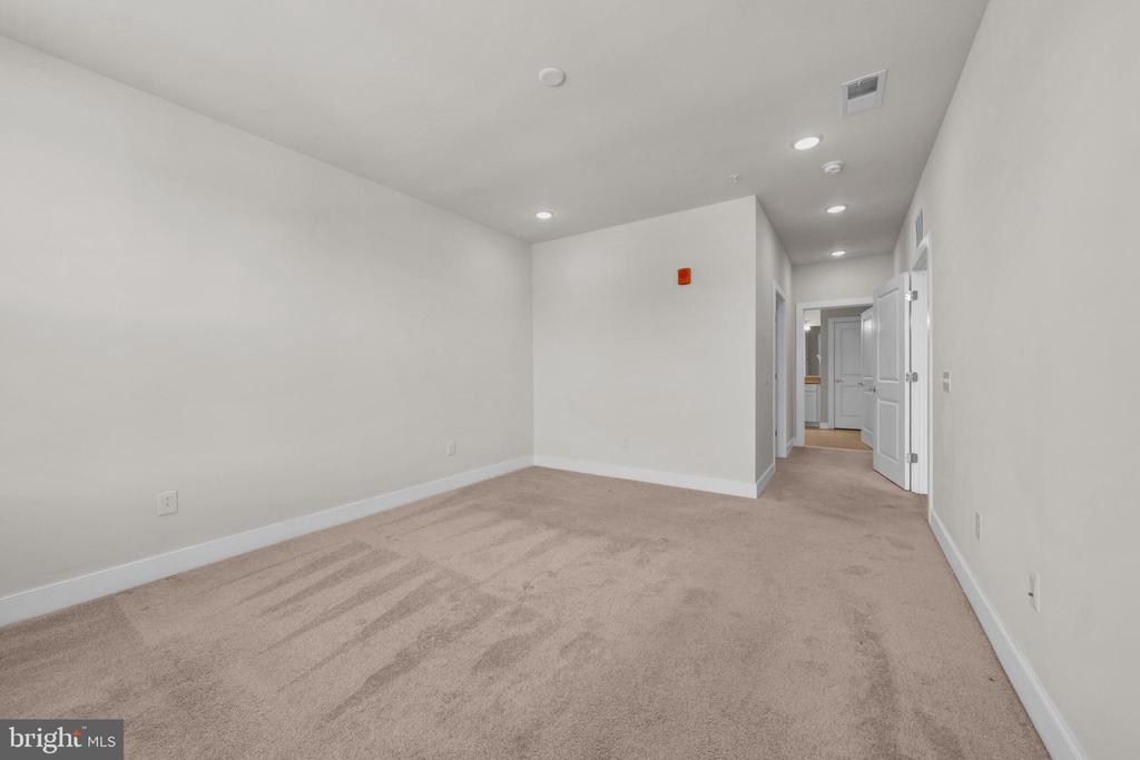 11200 RESTON STATION BOULEVARD 306