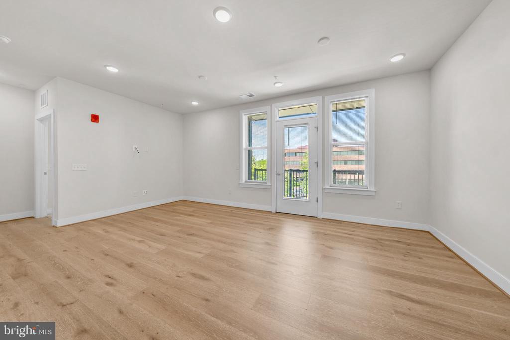 11200 RESTON STATION BOULEVARD 306