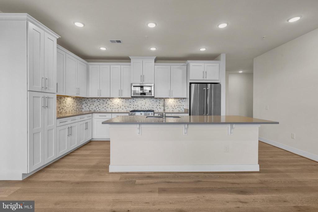 11200 RESTON STATION BOULEVARD 306
