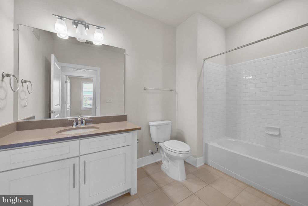 11200 RESTON STATION BOULEVARD 306
