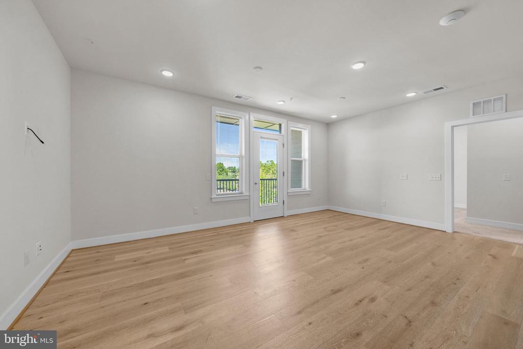 11200 RESTON STATION BOULEVARD 306