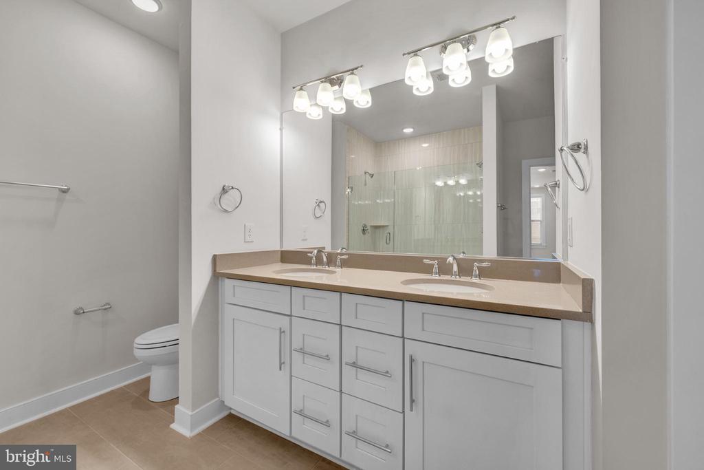 11200 RESTON STATION BOULEVARD 306