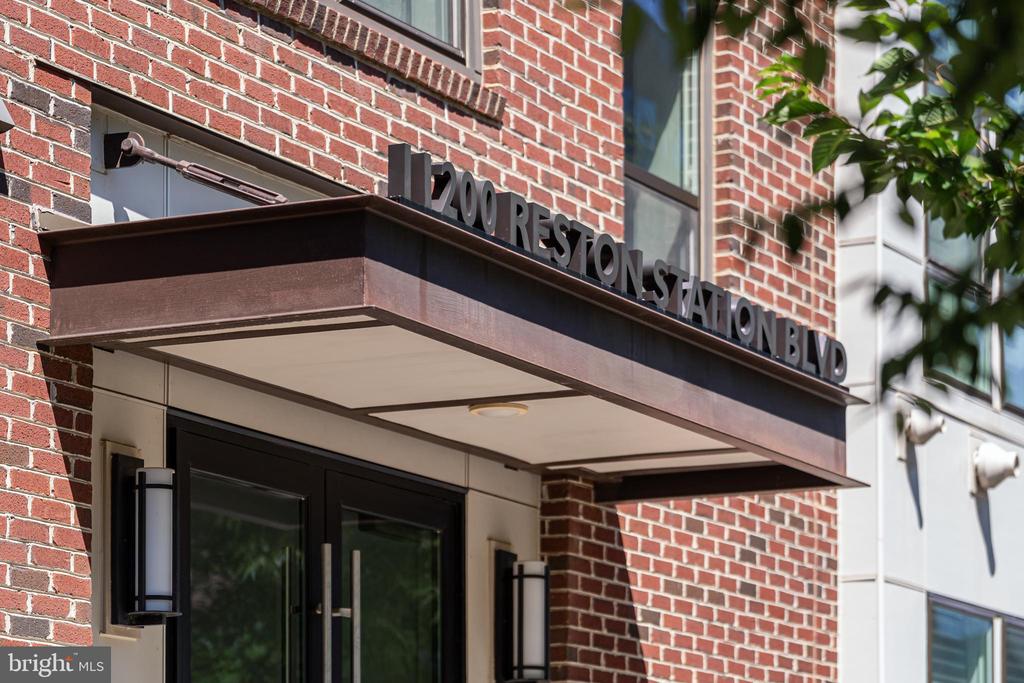 11200 RESTON STATION BOULEVARD 306