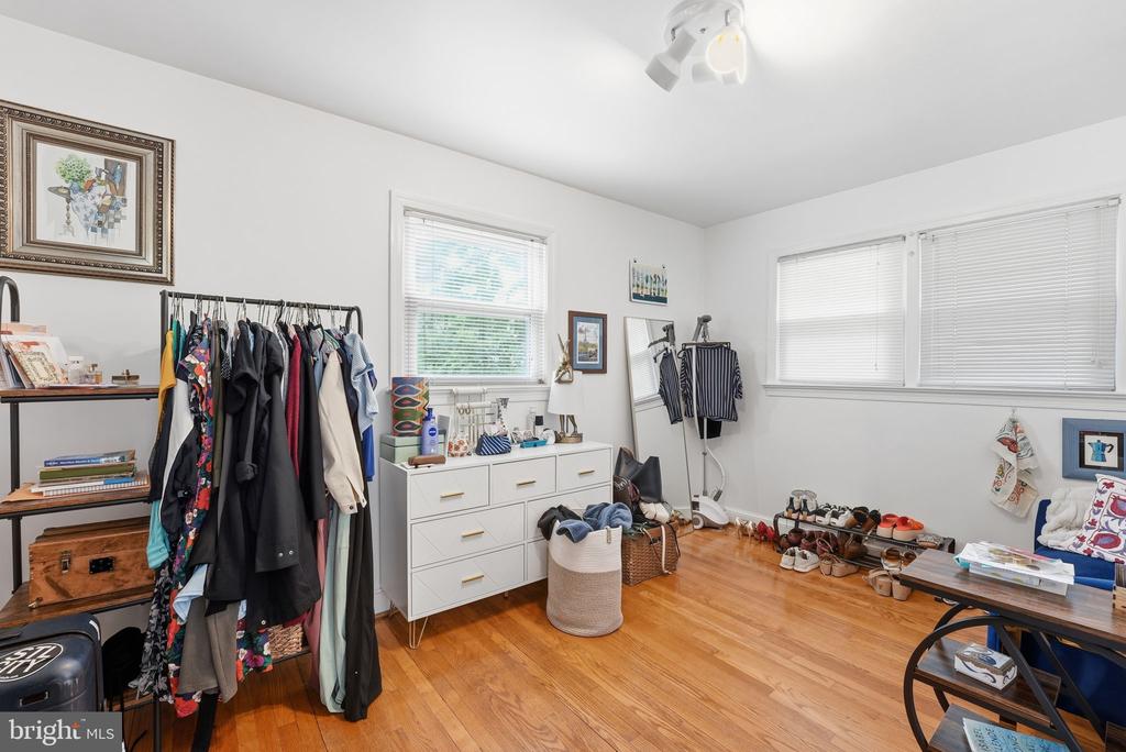 1476 WAGGAMAN CIRCLE