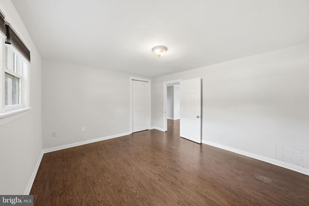 7612 MAHONEY DRIVE