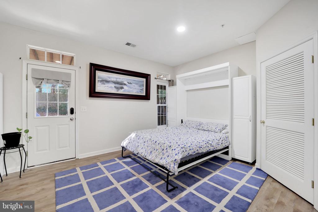 2981 HUNTINGTON GROVE SQUARE