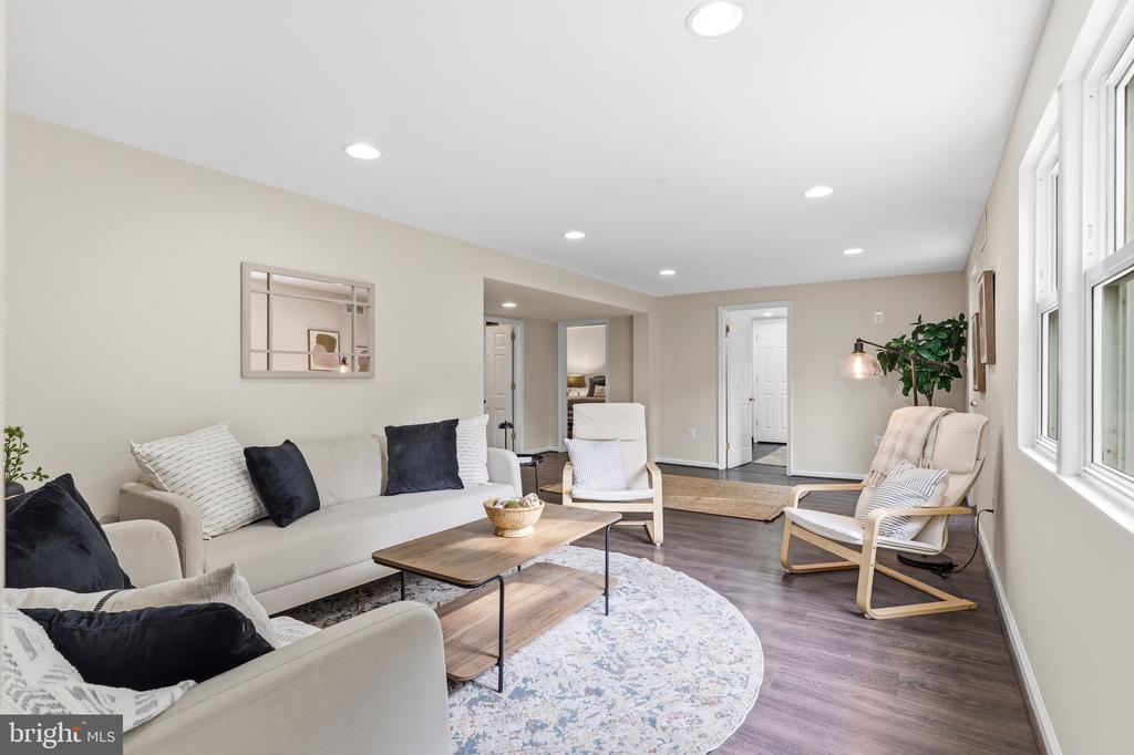6544 VIRGINIA HILLS AVENUE