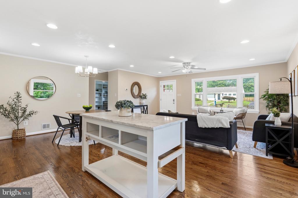 6544 VIRGINIA HILLS AVENUE