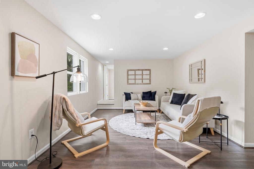 6544 VIRGINIA HILLS AVENUE
