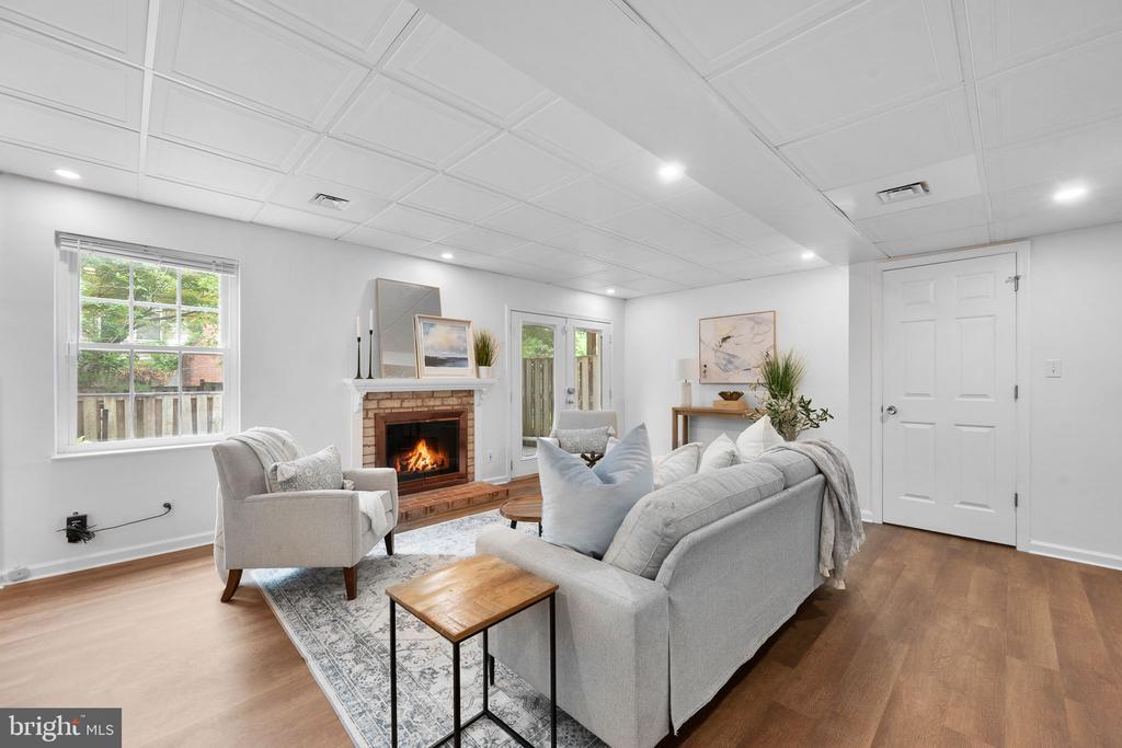 9639 SCOTCH HAVEN DRIVE