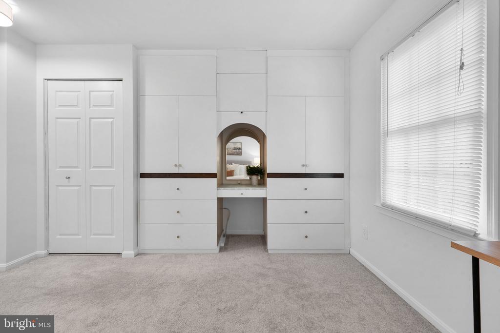9639 SCOTCH HAVEN DRIVE